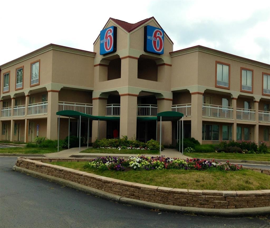 Hotel Clarion Pointe Indianapolis Northeast Castelton Exterior foto